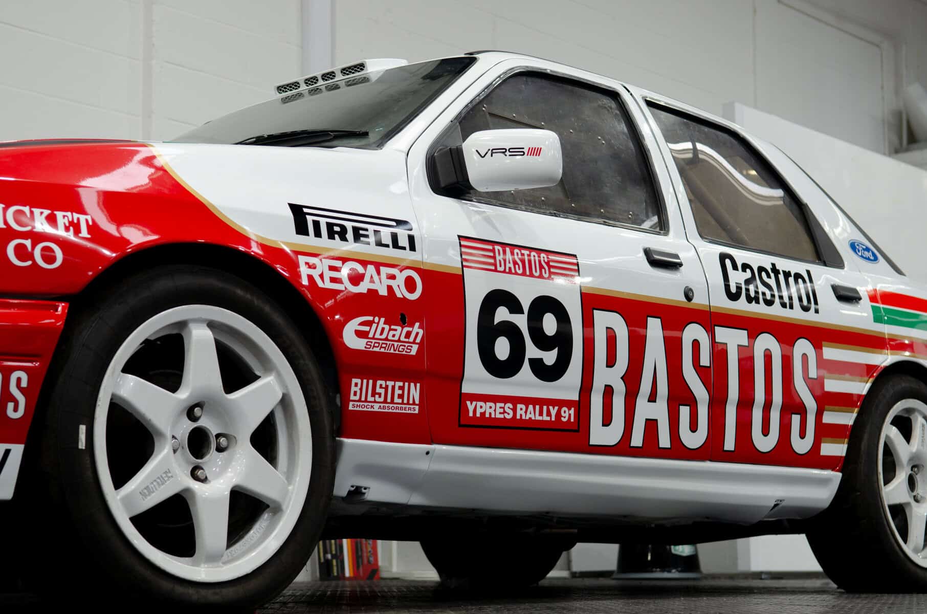1990 Sierra Sapphire Cosworth – Bastos Livery
